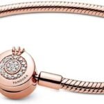 PANDORA Signature Pulsera de cadena de serpiente con cierre con diseño de corona centelleante